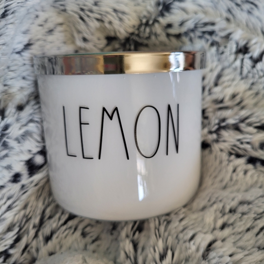 Goose creek candle Lemon
